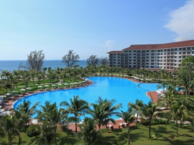 View-of-Vinpearl-Phu-Quoc-resort